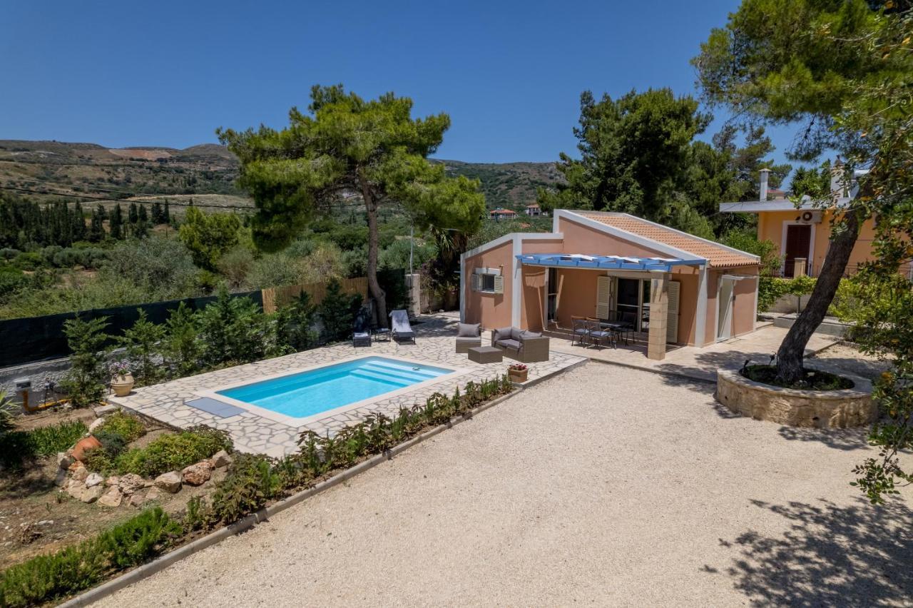 Ponderosa Villa Lixouri Exterior photo