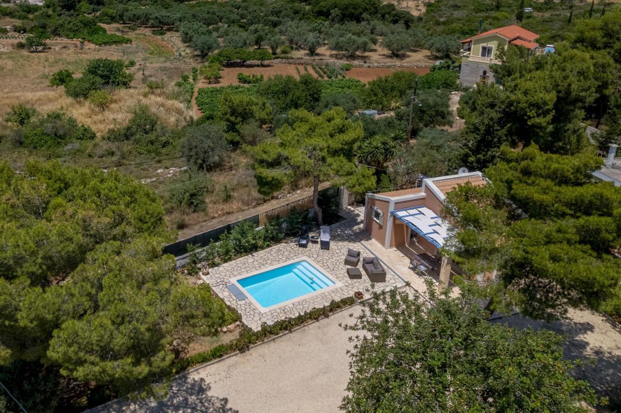 Ponderosa Villa Lixouri Exterior photo