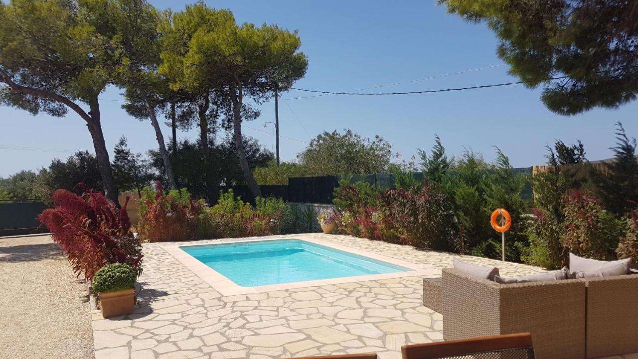 Ponderosa Villa Lixouri Exterior photo